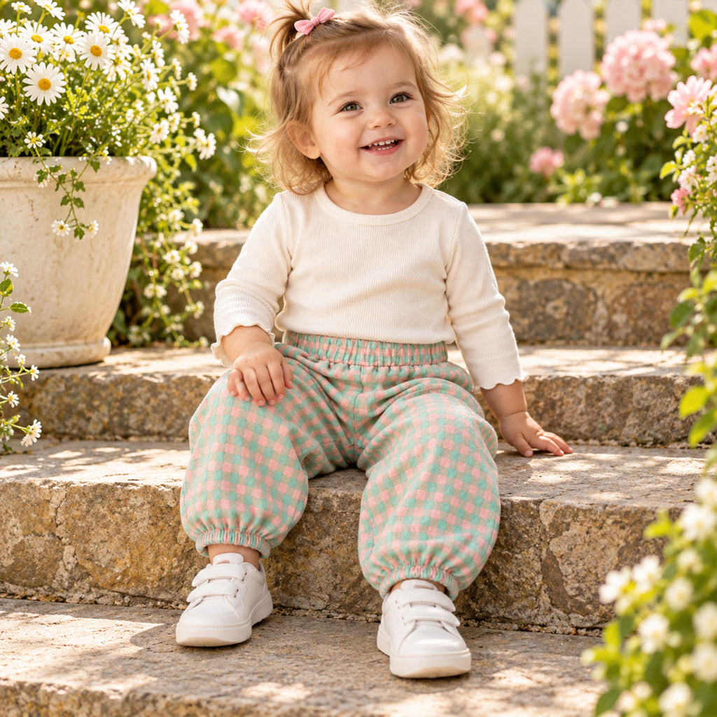 Toddler Gingham Bubble Pants Sewing Pattern PDF