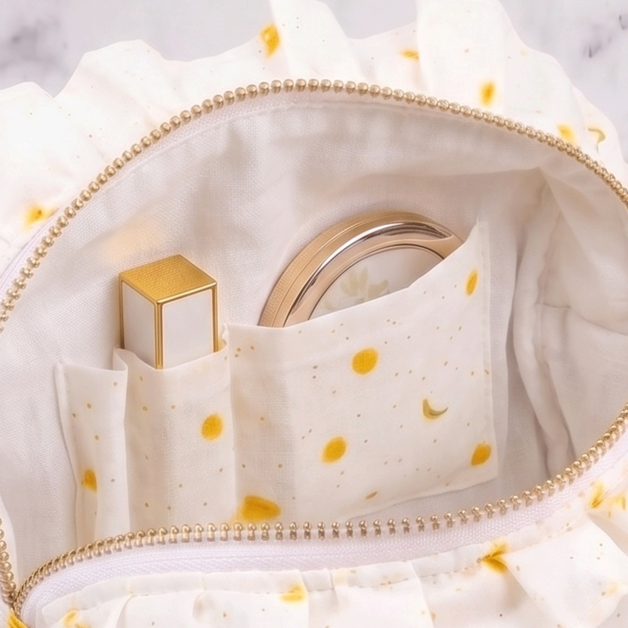 Quilted Ruffle Makeup Bag Sewing Pattern